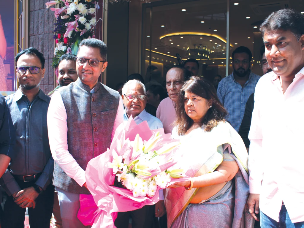 Malabar Gold & Diamonds unveils New Showroom in Goregaon, Mumbal 