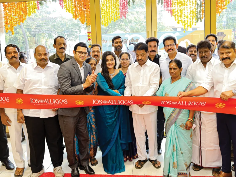 Jos Alukkas Unveils Renovated Bigger Showroom in Cuddalore