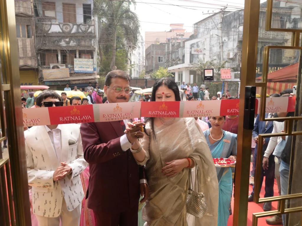 Ratnalaya Jewellers Unveils a Grand 3,600 Sq.ft Showroom in Danapur, Bihar