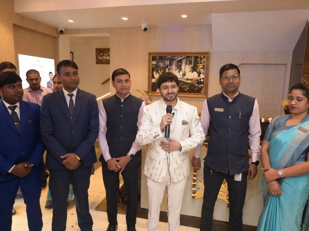 Ratnalaya Jewellers Unveils a Grand 3,600 Sq.ft Showroom in Danapur, Bihar