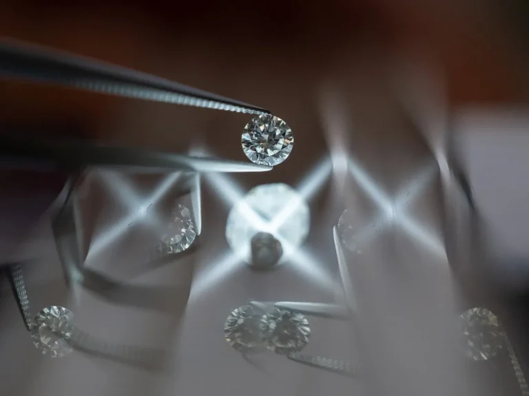 Natural Diamond Council Delivers Facts on the Diamond Market’s Trending Topics
