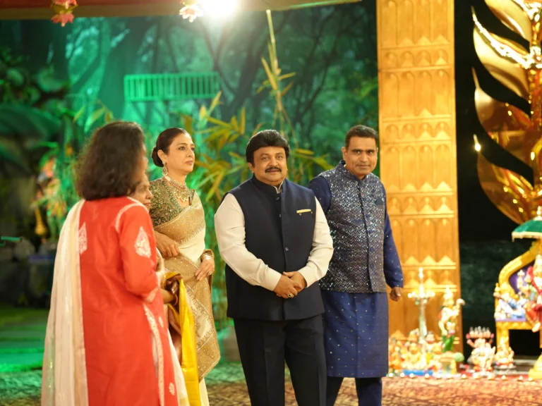 A Star-Studded Navaratri Evening at Kalyanaraman Residence in Thrissur