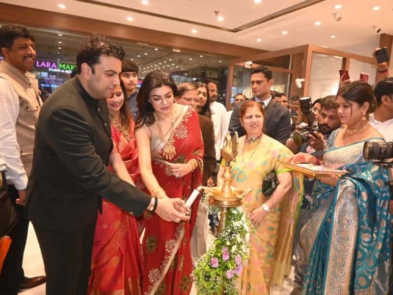 PNG Jewellers Expands National Footprint, Celebrates Lucknow’s Cultural Legacy with Maiden Store Launch PNG Jewellers Expands National Footprint, Celebrates Lucknow’s Cultural Legacy with Maiden Store Launch