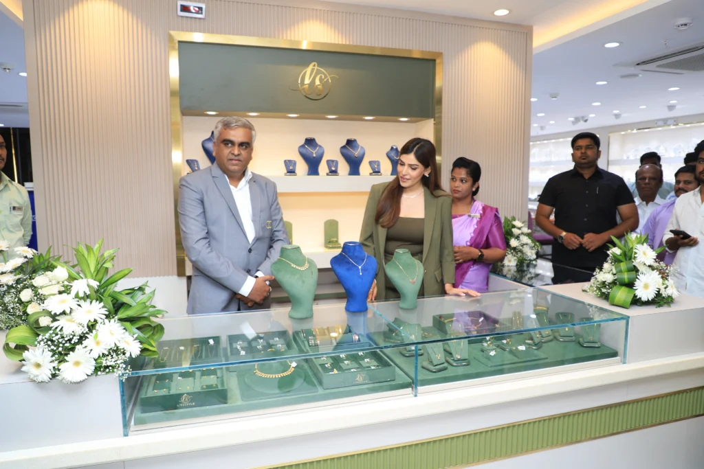 LiteStyle by PNG Jewellers Enters Solapur with Modern Everyday Jewellery