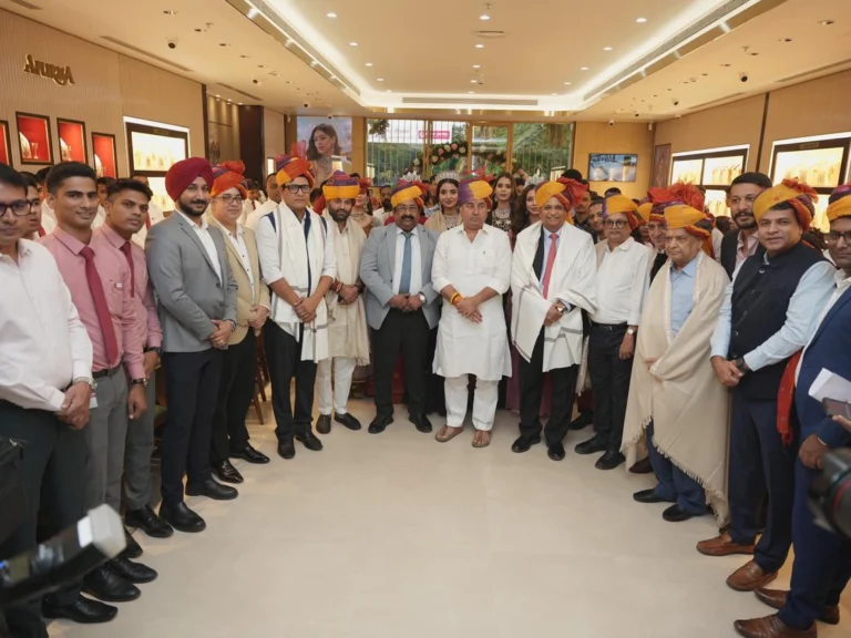 joyalukkas launch first-ever showroom in Vaishali Nagar, Jaipur