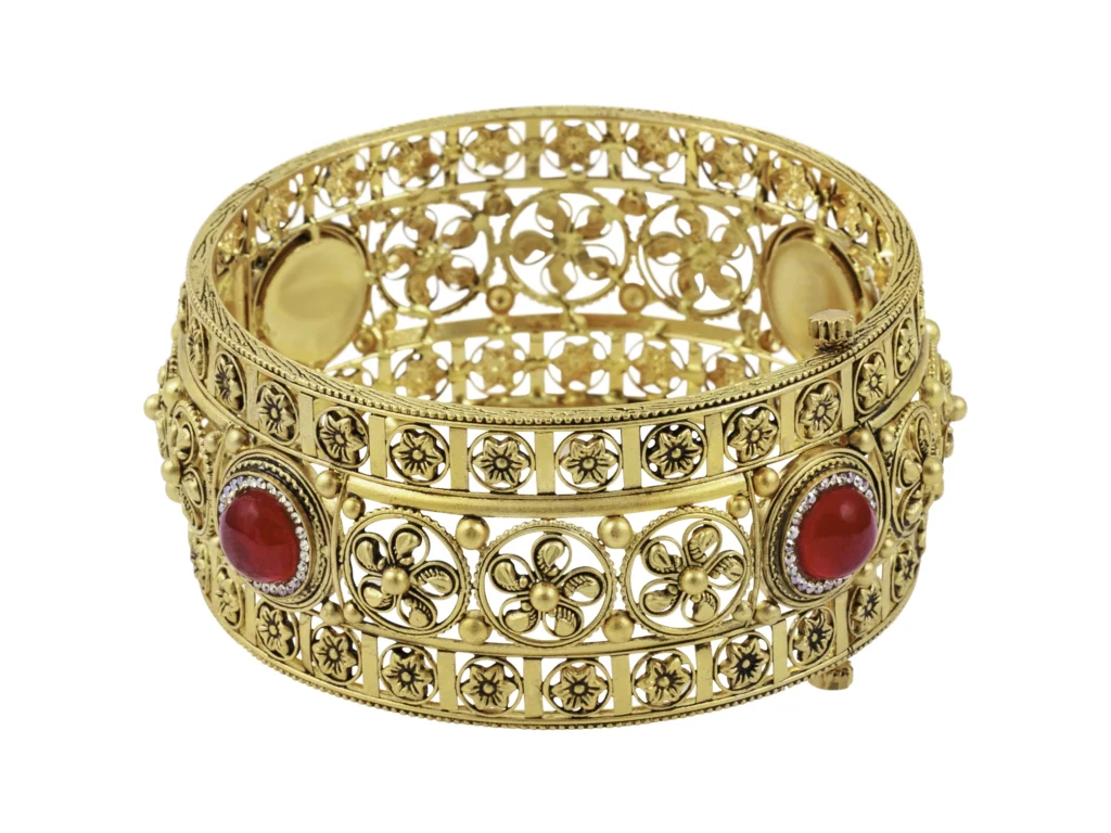 Celebrate the Sparkle of Sibling Love with Kalyan Jewellers