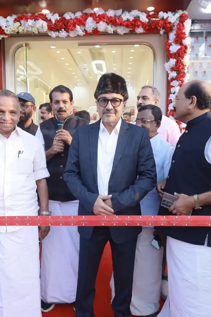 Miraar Jewels Unveils its 1st Grand Showroom at Dubai Gold Souk