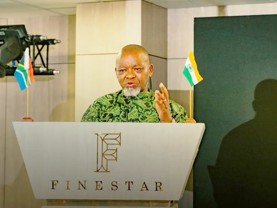 Finestar Diamonds Invests R300 Million in New South African Manufacturing Facility
