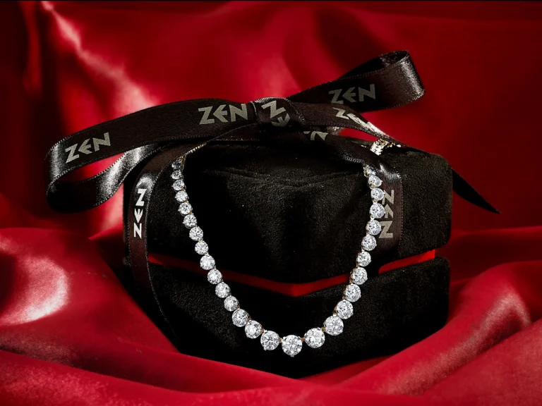 A Sparkle for Every Story: The Zen Diamond Solitaire Collection A Sparkle for Every Story: The Zen Diamond Solitaire Collection