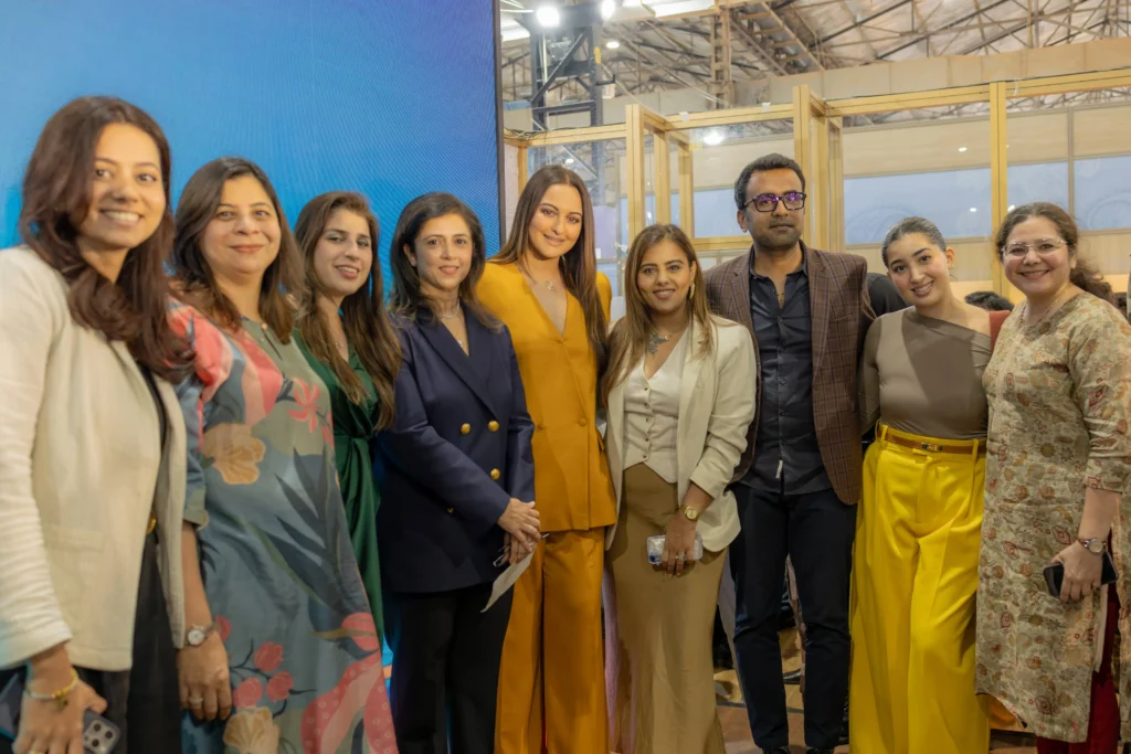 De Beers Group Launches “Heera Hai Aapke Liye” Program at IIJS Signature to Revolutionize Natural Diamond Accessibility in India