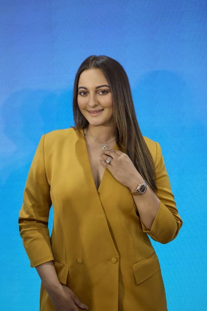 De Beers Group Launches “Heera Hai Aapke Liye” Program at IIJS Signature to Revolutionize Natural Diamond Accessibility in India