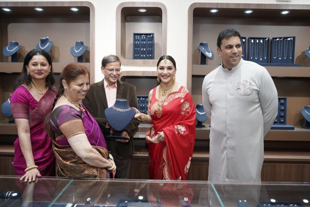 PNG Jewellers Expands Presence in Navi Mumbai with New Store Launch in Uran