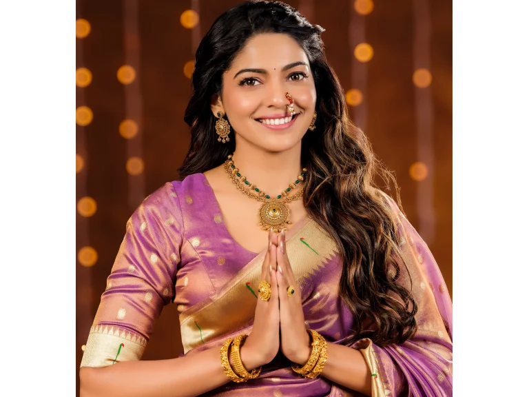 Kalyan Jewellers Gudi Padwa Campaign with Pooja Sawant Celebrates Family Bonds Kalyan Jewellers Gudi Padwa Campaign with Pooja Sawant Celebrates Family Bonds