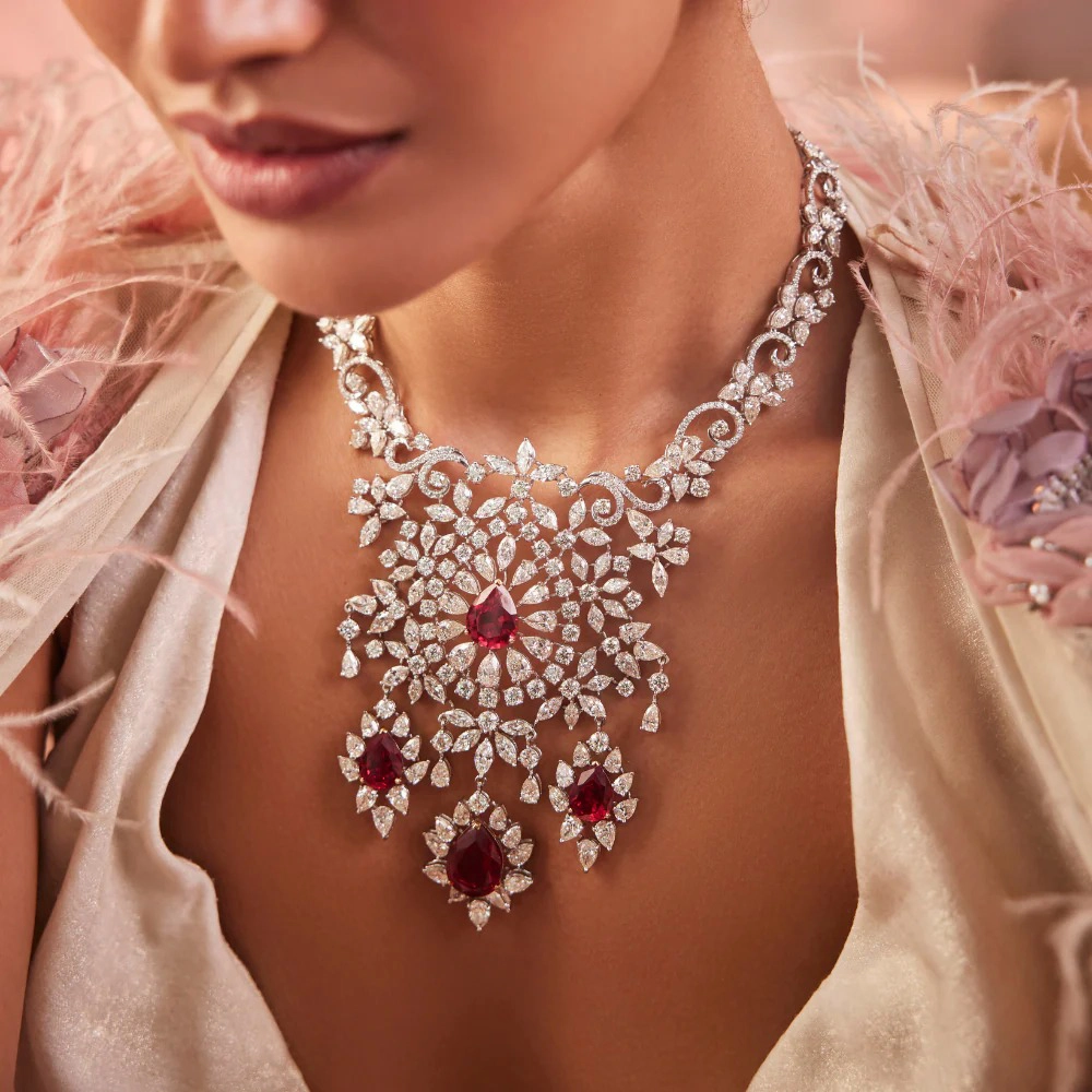 5 Must-Have Jewellery Buys from Golubhai Badalia Diamonds for a Maximalist Bride