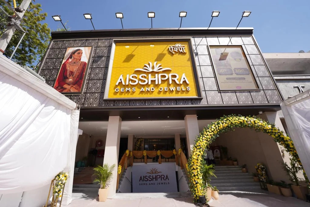 Aisshpra Gems and Jewels Expands Retail Presence with 15th Showroom Launch in Gonda