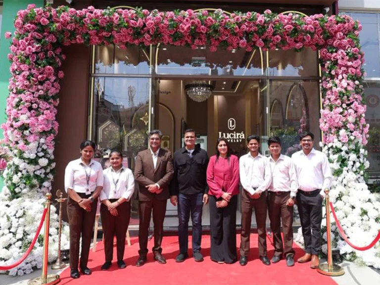 Lucira Opens 4th Jewellery Store in Noida at Wave One Mall