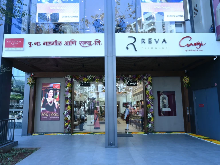 P. N. Gadgil and Sons Expands in Pune with Tribeca Highstreet Store Launches 9KT Gifting Collection Across India