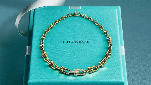 Tiffany and Co. Mother’s Day 2026 Campaign Celebrates Maternal Strength and Legacy