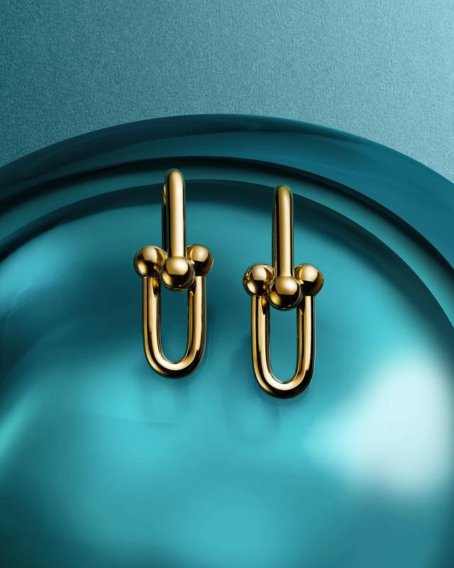Tiffany and Co. Mother’s Day 2026 Campaign Celebrates Maternal Strength and Legacy