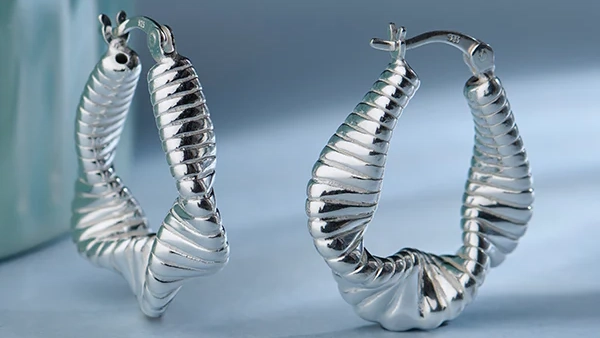 TrueSilver Launches ‘Dancing Muse’ Collection: A Bold Statement in Fluid Silver Jewellery