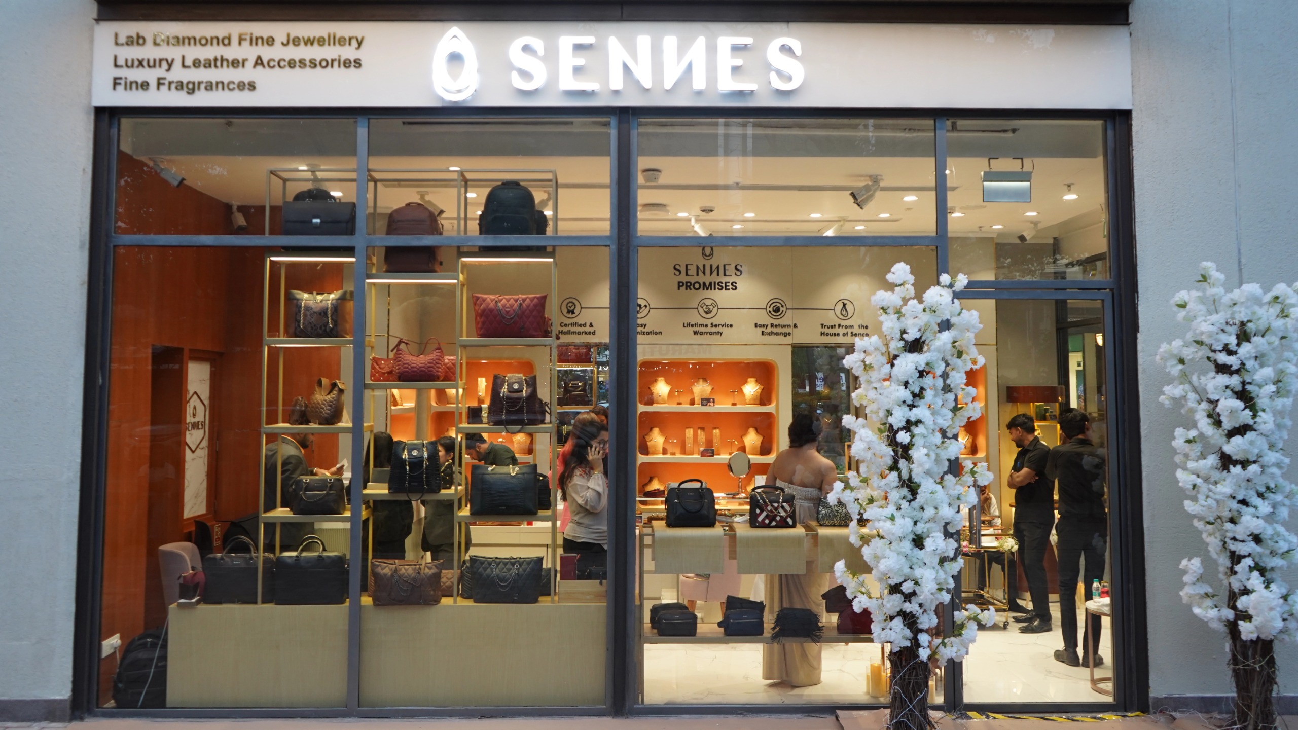 Sennes Launches First Exclusive Lab-Grown Diamond Store in Noida’s Gaur City Mall