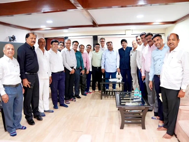 Zaveri Bazaar Cluster Development Proposal Gains Strong Support from BJP Maharashtra President Ravindraji Chavan