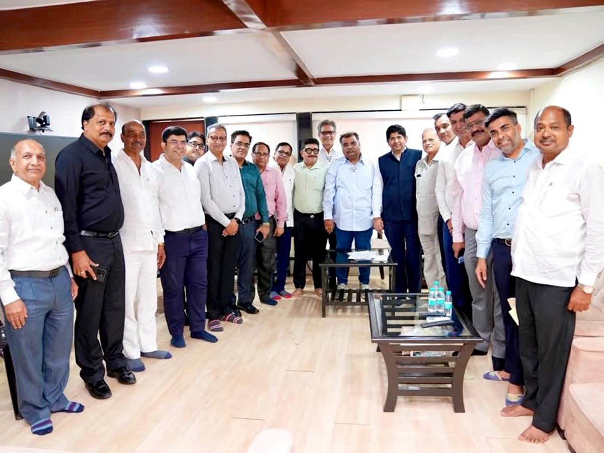 Zaveri Bazaar Cluster Development Proposal Gains Strong Support from BJP Maharashtra President Ravindraji Chavan