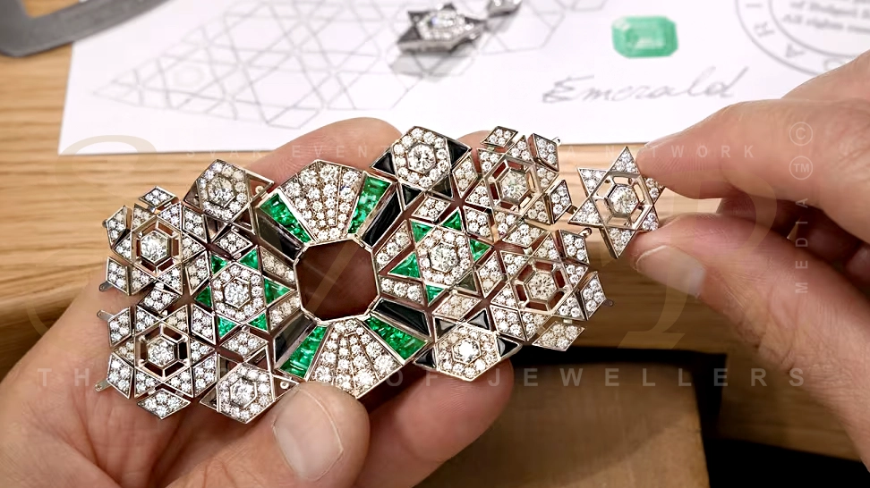 Bvlgari’s Eclettica Collection Redefines High Jewellery Through Art, Innovation and Extraordinary Gemstones