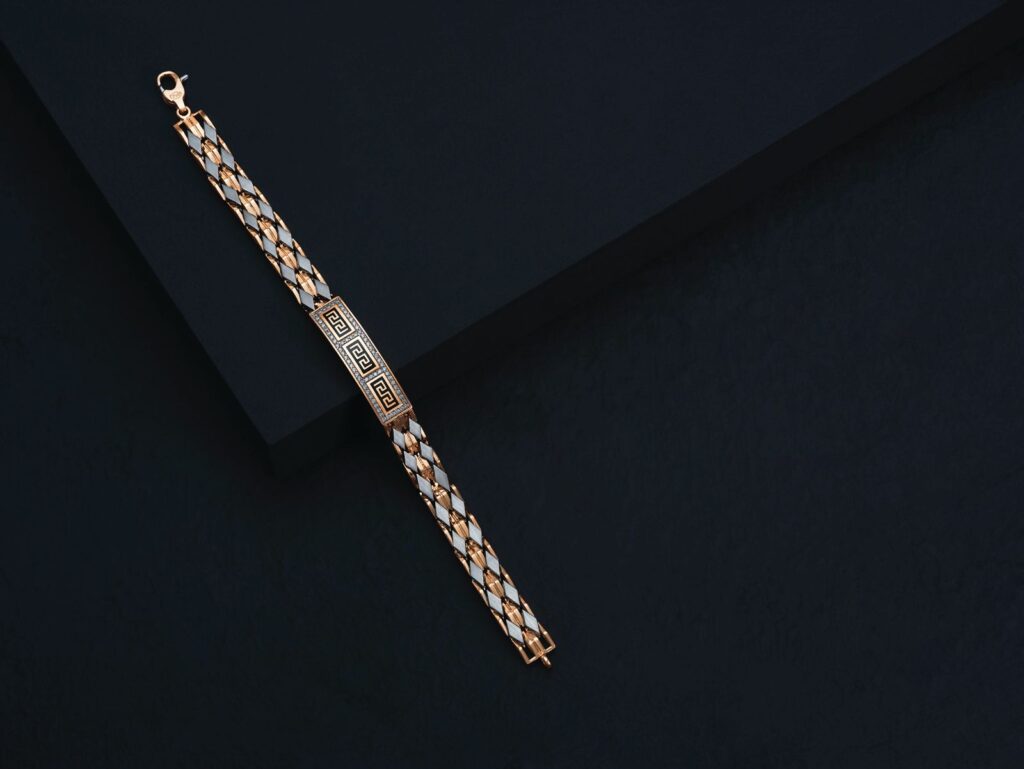 Kalyan Jewellers Father’s Day 2026 Gift Guide: Meaningful Gold Jewellery Gifts from the Senhor Collection