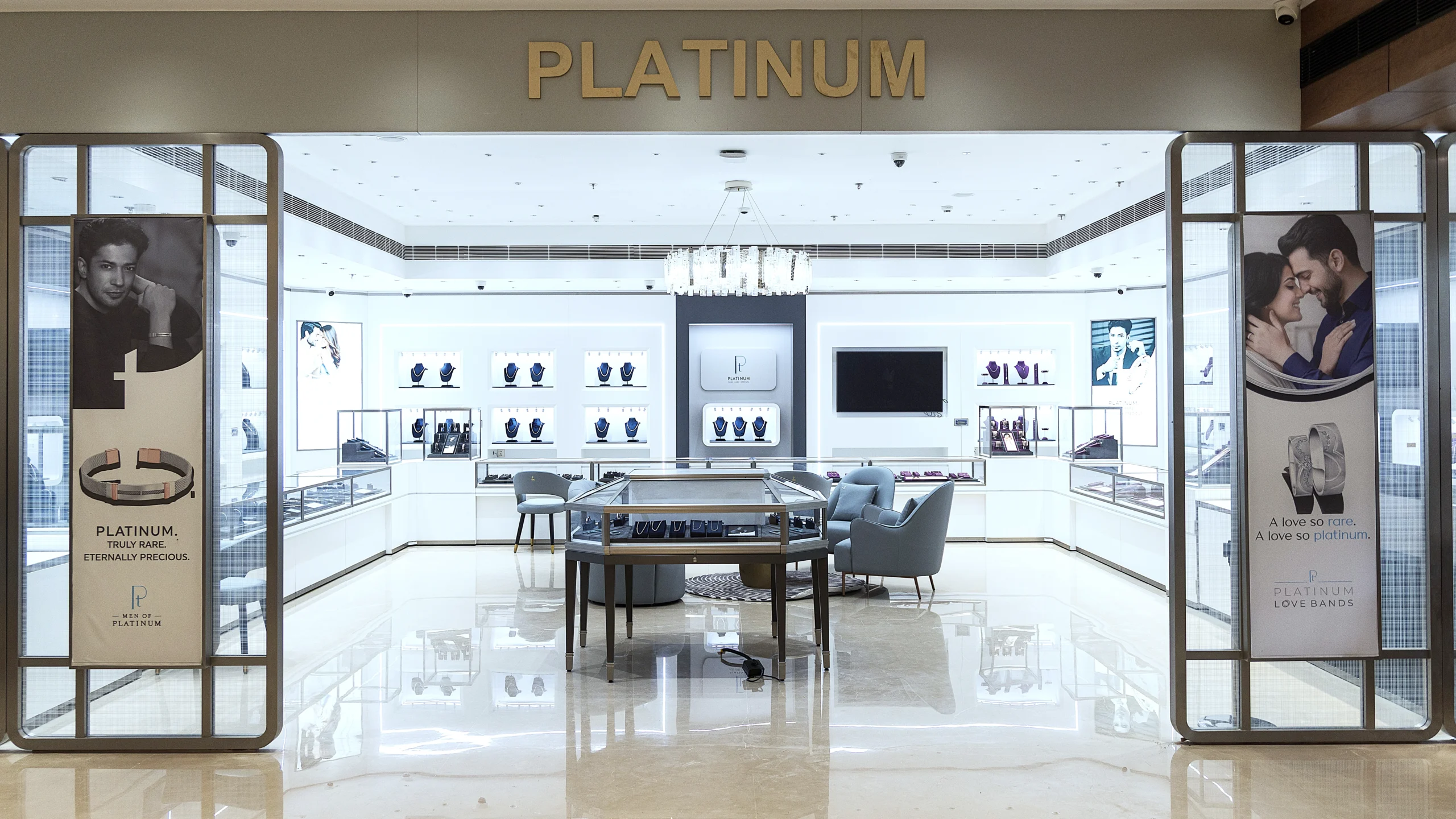 Kalamandir Jewellers Unveils India’s Largest Platinum Experience Zone