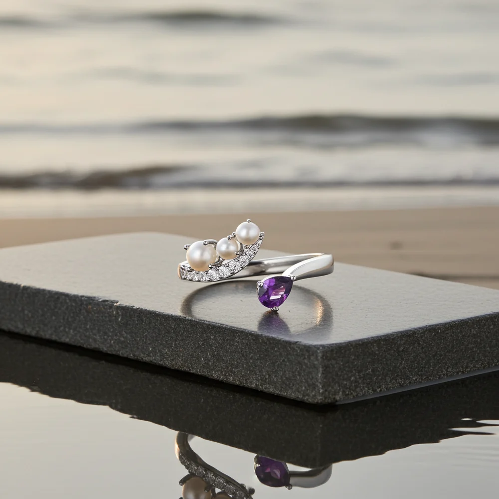 Kicky and Perky Presents Pietra: Colour Stones in Minimalist Jewellery
