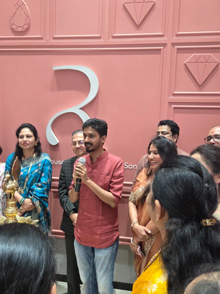 Reva Diamonds Opens First Exclusive Showroom Outside Pune in Nashik