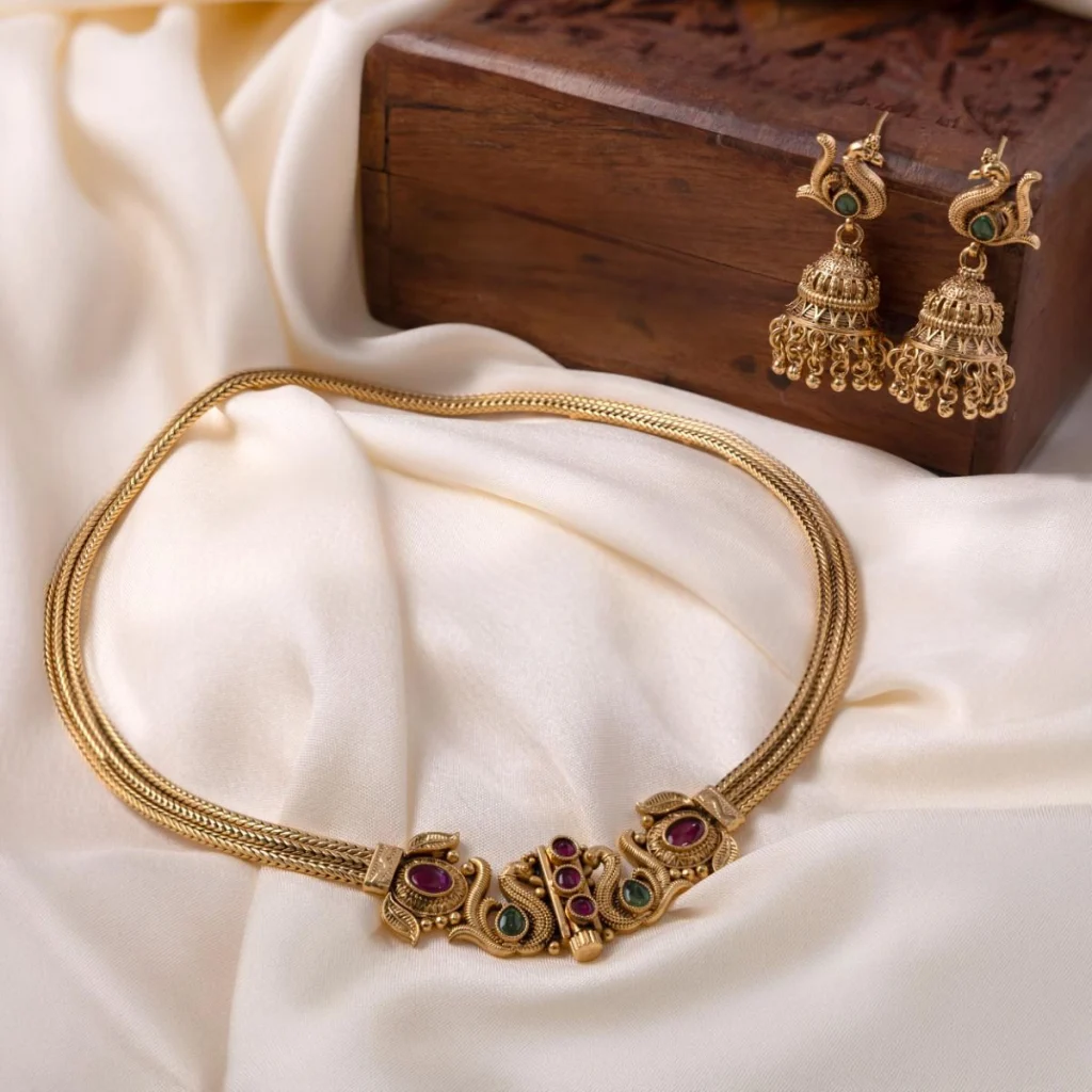 9 Navratri Necklace Sets by Gossip by Senco Gold and Diamonds