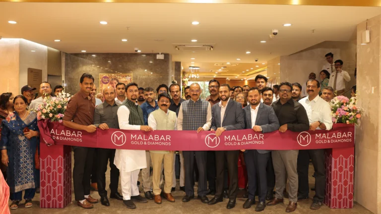 Malabar Gold and Diamonds Relaunches South Extension Showroom in Delhi Malabar Gold and Diamonds Relaunches South Extension Showroom in Delhi