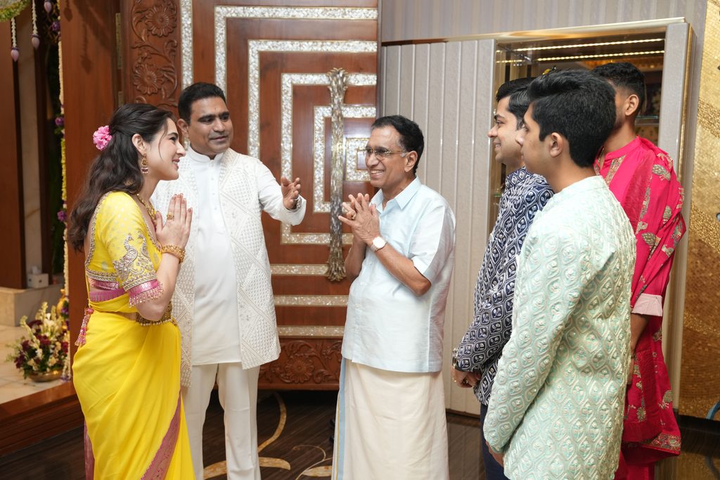 Kalyan Jewellers Hosts Star-Studded Navaratri Celebration in Thrissur