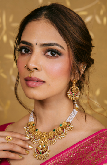 Kalyan Navaratri Celebrity Jewellery: Gold, Diamonds and Gemstones